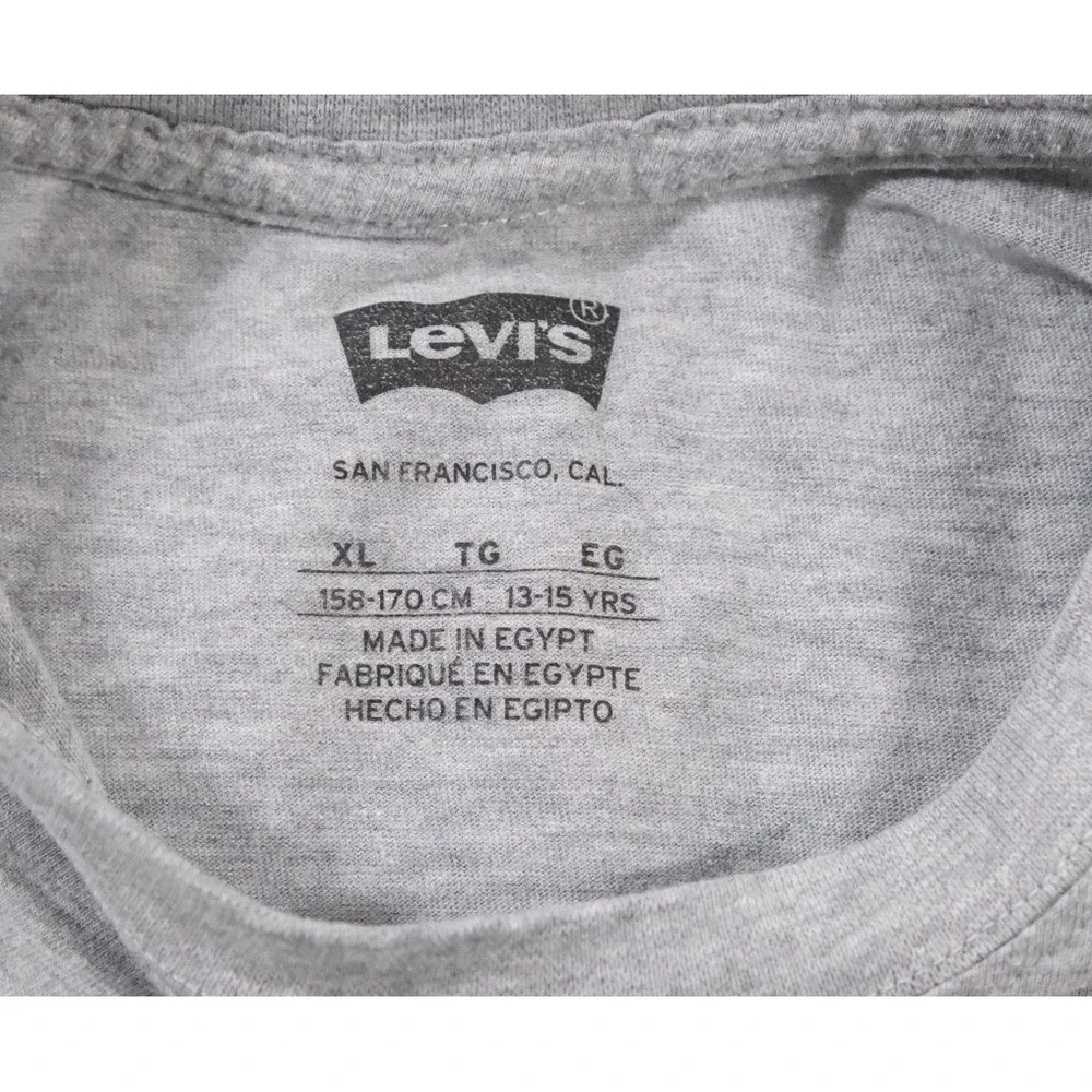Levi's T-Shirt‎ Boys XL Gray Batwing Logo Graphic Tee Short Sleeve Cotton Blend